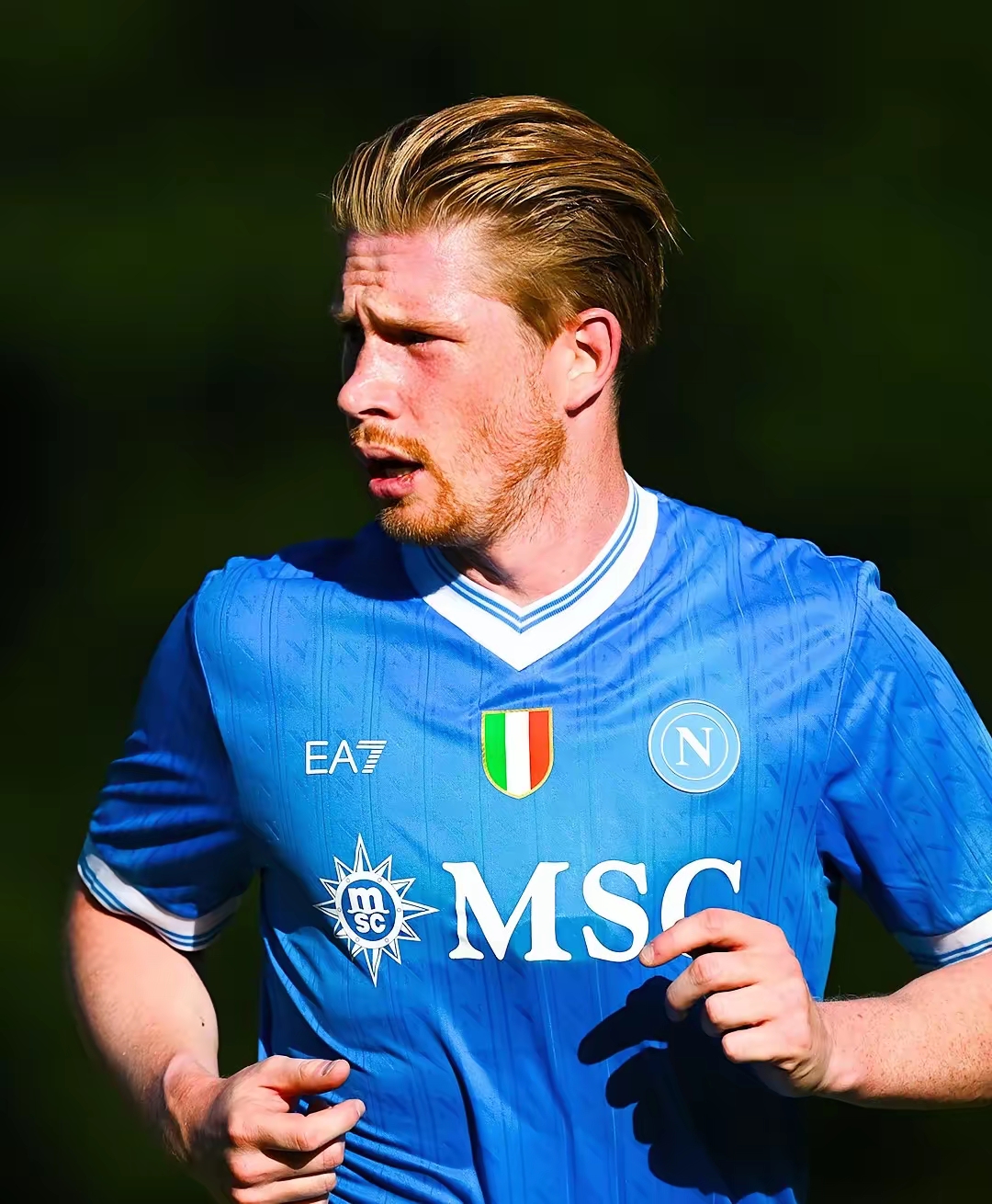 2025 年 11 月 6 日：乐天桃猿投手费南德兹（Pedro Fernandez）凭借 15 胜夺得 CPBL 年度 MVP