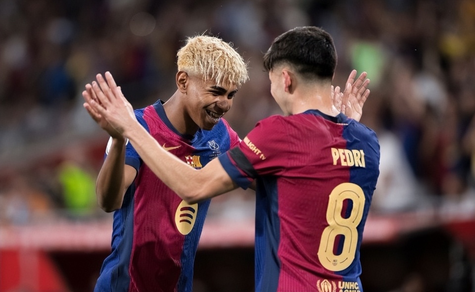 2025 赛季回顾：费城人队由于核心打者在关键时刻的被三振率过高，导致止步国联决赛